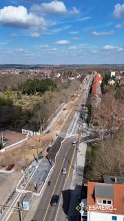 Wenn man täglich dran vorbeifährt, merkt man es kaum –
aber von oben sieht man: Hier passiert richtig was. 🚧
Die Arbeiten in der Dessauer Straße schreiten sichtbar voran.
Schritt für Schritt entsteht hier eine moderne Strecke für die HAVAG – bereit für die nächsten Jahre. 🙂

#halle #hallesaale #dessauerstrassehalle #havaghalle #baustelle